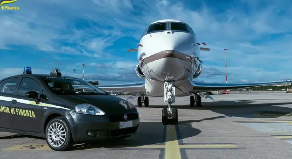 Aerotaxi Elmas, intervento della guardia di finanza: recuperati 330 mila euro