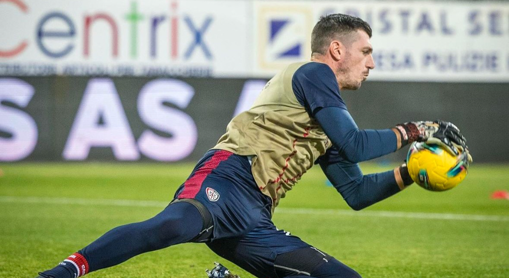 Cagliari: Scuffet-Pisa verso la chiusura, si spinge per Folorunsho