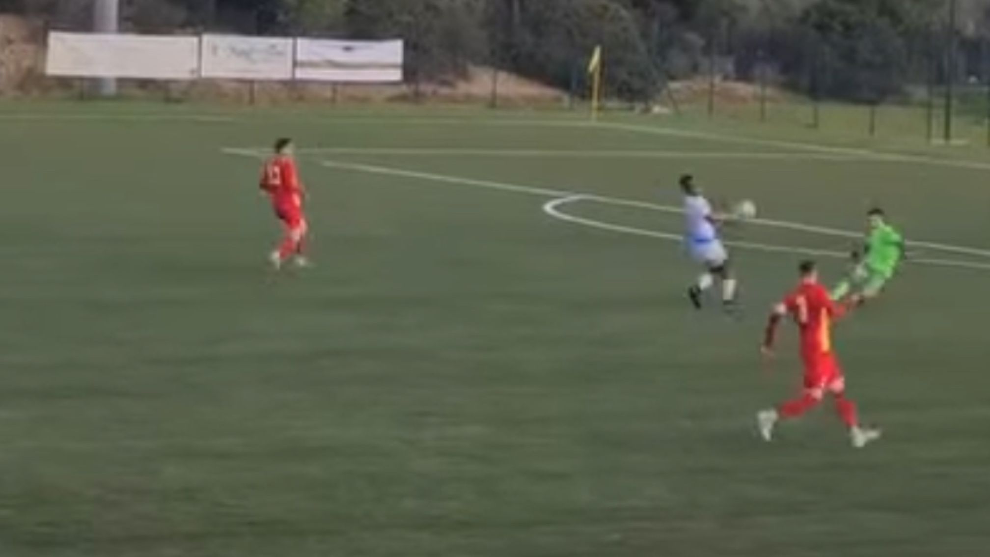 Eccellenza sarda, virale il gol rocambolesco in Villasimius-Ghilarza