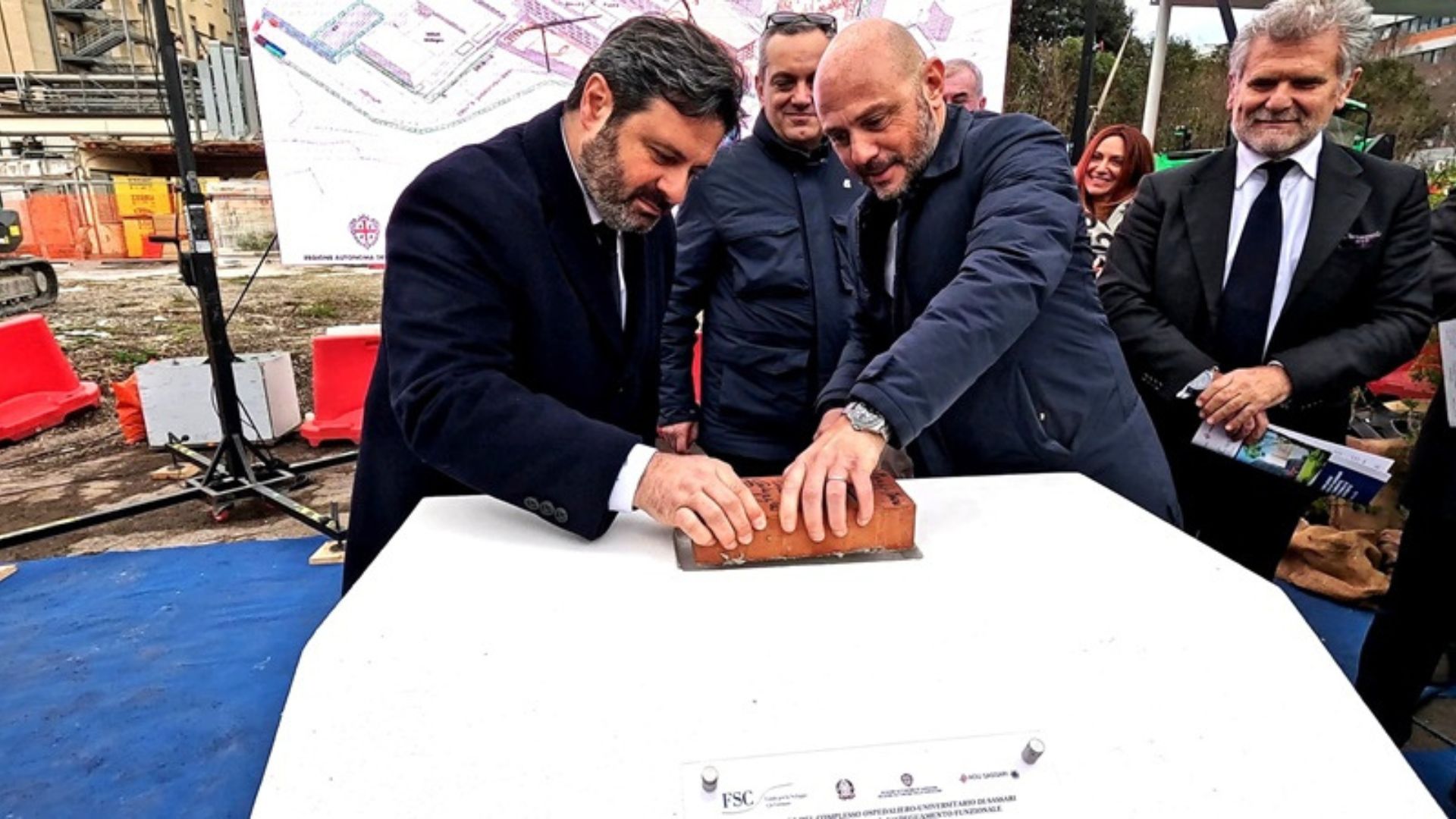 Aou Sassari, nuovo padiglione Materno infantile: posata la prima pietra