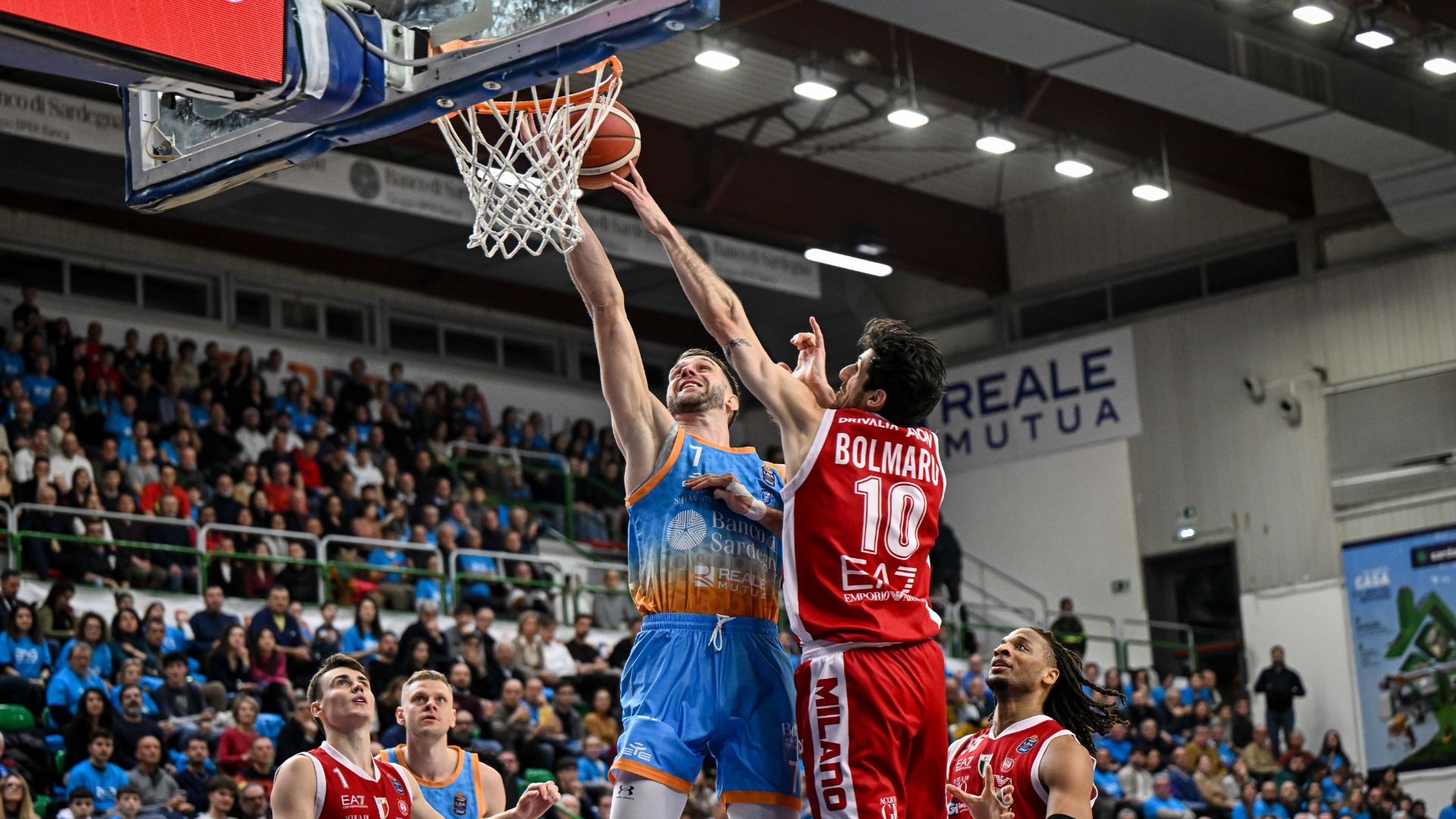 Dinamo mai doma ma costretta ad arrendersi: Milano passa 78-72