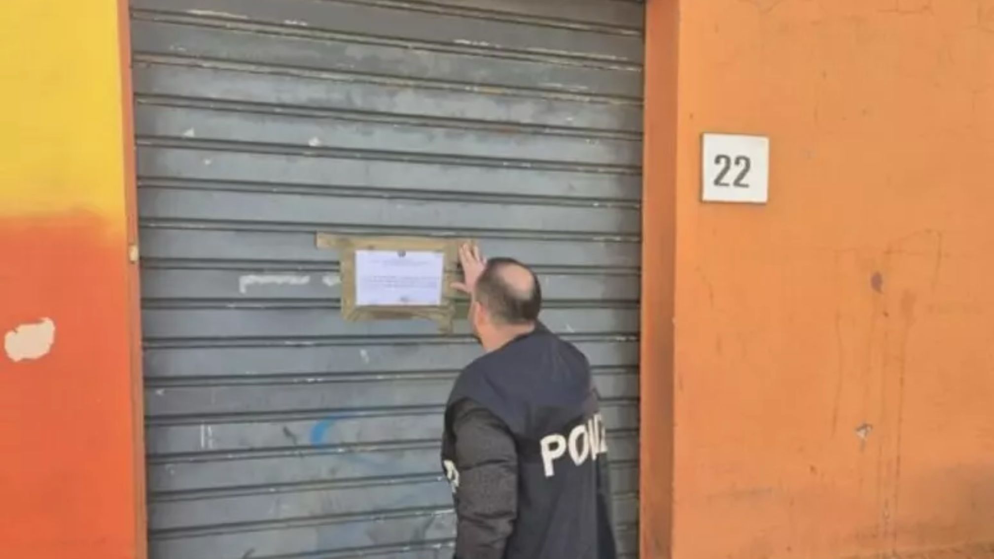 Sassari, 40 persone in una maxi rissa: chiuso locale in centro