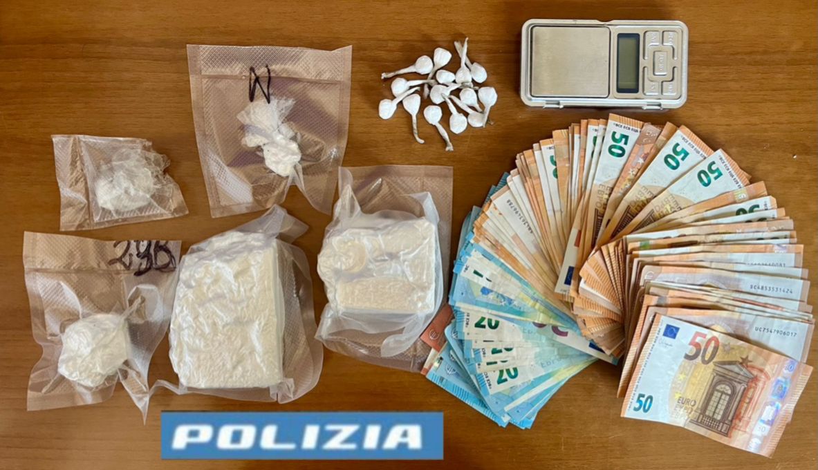 Selargius, blitz anti droga della Polizia: 3 persone in manette